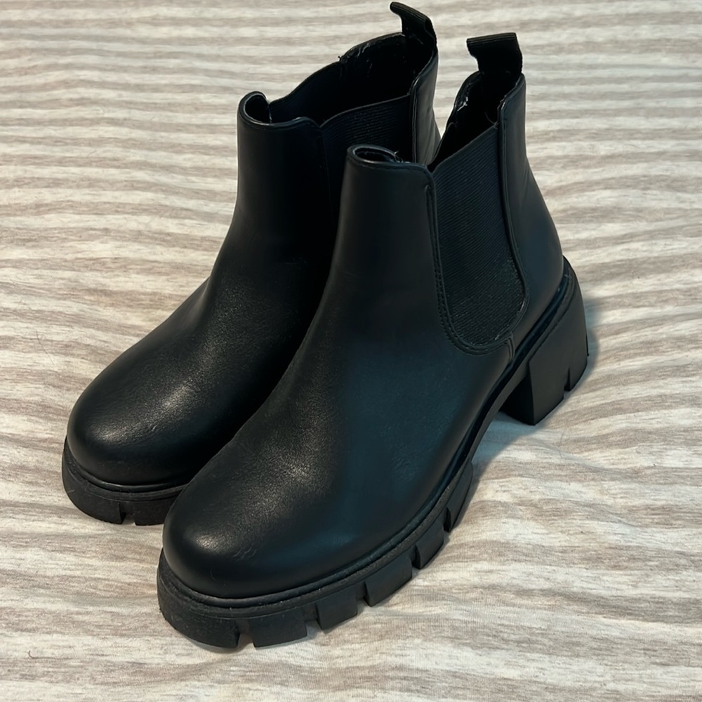 Soda brand black booties